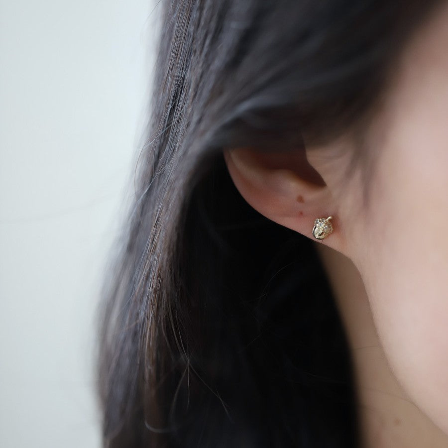 Dainty Pine Oak Earrings